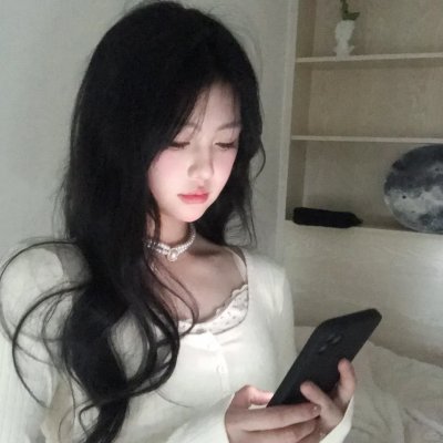青青河畔草